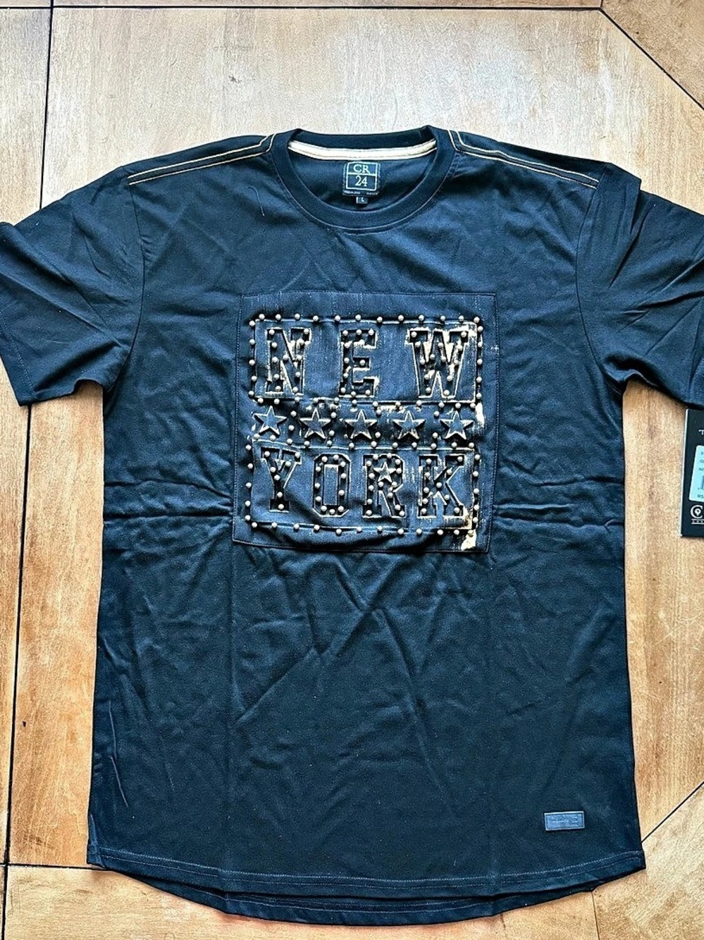 CR24 New York Men's Studded Graphic Tee in Black Size Large NWT